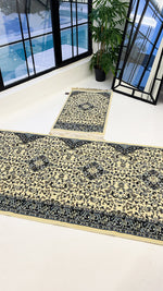 مصلى الروضة الشريفة - الاوف وايت